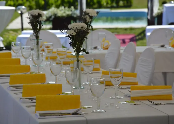 Ermi Hotel 3*